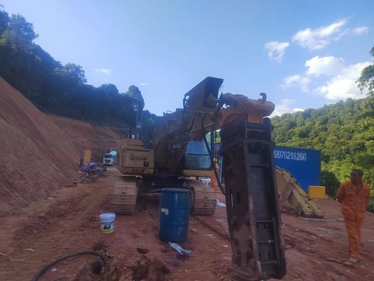 El túnel corto de  320 del excavador arma el material multiusos de Q355B