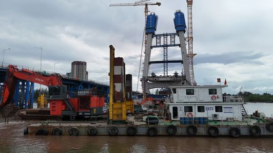 Brazo de excavadora con cubo y cilindro para  KOBELCO Hitachi